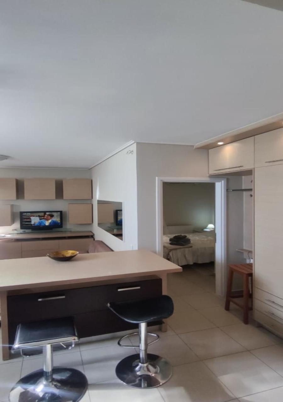 אתונה Apartment In A Quiet Location. מראה חיצוני תמונה